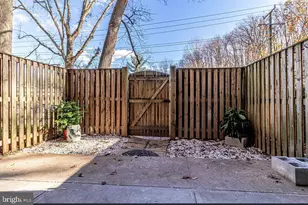 7753 Patriot Dr, Annandale, VA 22003 - Photo 8