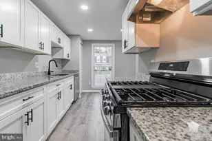 14365 Watery Mountain Ct, Centreville, VA 20120 - Photo 8