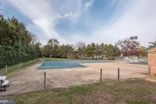 13817 Cabernet Ct, Chantilly, VA 20151 - Photo 16