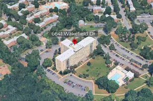 6641 Wakefield Dr, Alexandria, VA 22307 - Photo 2