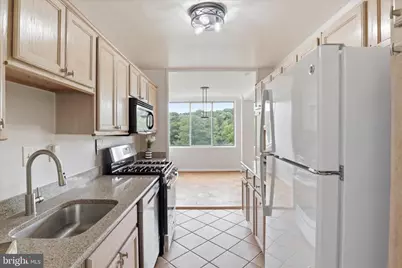 6641 Wakefield Drive #703, Alexandria, VA 22307 - Photo 18