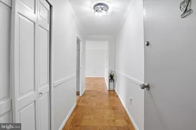 6641 Wakefield Drive #703, Alexandria, VA 22307 - Photo 4