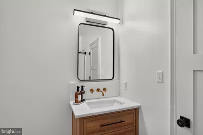 11419 Fairfax Station Road, Fairfax Station, VA 22039 - Photo 18