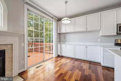 9534 Lagersfield Circle, Vienna, VA 22181 - Photo 12