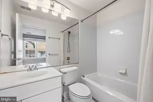 9534 Lagersfield Cir, Vienna, VA 22181 - Photo 26