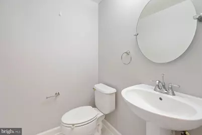 9534 Lagersfield Circle, Vienna, VA 22181 - Photo 18