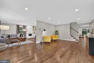 10309 Hunt Country Ln, Vienna, VA 22182 - Photo 4