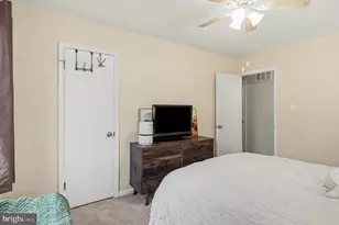 726 Gentle Breeze Ct, Herndon, VA 20170 - Photo 12