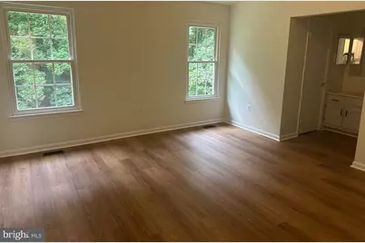 7881 Wintercress Lane, Springfield, VA 22152 - Photo 8