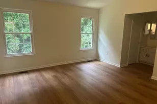 7881 Wintercress Ln, Springfield, VA 22152 - Photo 8