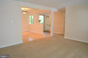 3809 Whispering Ln, Falls Church, VA 22041 - Photo 6