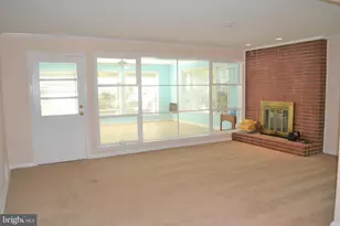 3809 Whispering Ln, Falls Church, VA 22041 - Photo 8