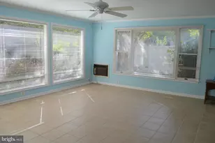 3809 Whispering Ln, Falls Church, VA 22041 - Photo 10