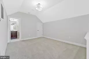 1302 Scotts Run Rd, McLean, VA 22102 - Photo 50