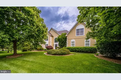 1115 Amanda Drive, Great Falls, VA 22066 - Photo 2