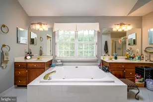 1115 Amanda Dr, Great Falls, VA 22066 - Photo 26