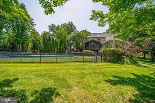 1115 Amanda Dr, Great Falls, VA 22066 - Photo 52