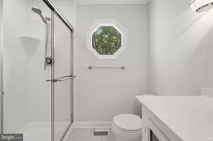 6413 Bromfield Trce, Centreville, VA 20120 - Photo 14