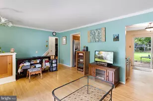 13705 Smallwood Ct, Chantilly, VA 20151 - Photo 14