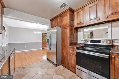 11720 Briggs Court, Fairfax, VA 22030 - Photo 12