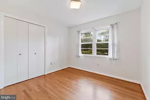 11720 Briggs Ct, Fairfax, VA 22030 - Photo 14