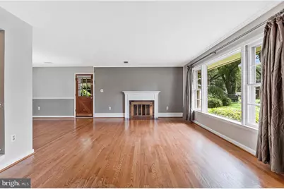 11720 Briggs Court, Fairfax, VA 22030 - Photo 4
