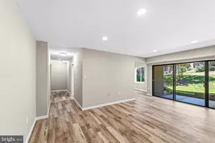 9730 Kingsbridge Dr, Fairfax, VA 22031 - Photo 8