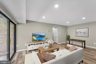 9730 Kingsbridge Dr, Fairfax, VA 22031 - Photo 1
