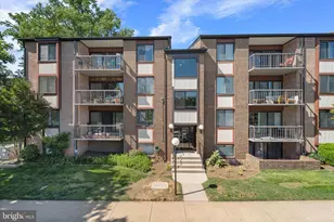 9730 Kingsbridge Dr, Fairfax, VA 22031 - Photo 2