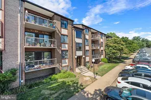 9730 Kingsbridge Dr, Fairfax, VA 22031 - Photo 4