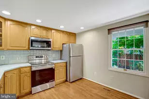2920 Montauk Ct, Falls Church, VA 22042 - Photo 10
