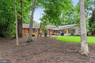 12410 Castner Ct, Fairfax, VA 22030 - Photo 28