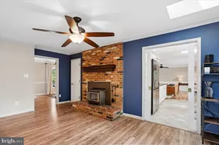 12410 Castner Ct, Fairfax, VA 22030 - Photo 10