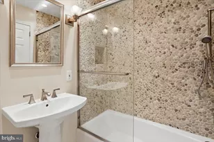 12410 Castner Ct, Fairfax, VA 22030 - Photo 22