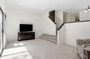 5554 Peppercorn Dr, Burke, VA 22015 - Photo 12
