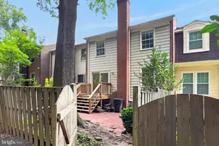 9664 Scotch Haven Dr, Vienna, VA 22181 - Photo 40
