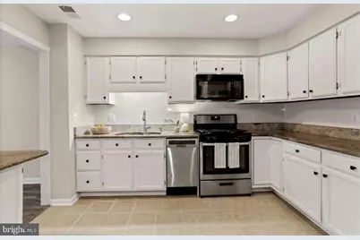 3875 Steppes Court #3875B, Falls Church, VA 22041 - Photo 6
