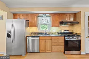 8601 Wagon Wheel Rd, Alexandria, VA 22309 - Photo 4