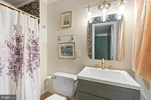 8601 Wagon Wheel Rd, Alexandria, VA 22309 - Photo 20