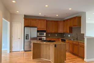 13457 Wood Lilly Ln, Centreville, VA 20120 - Photo 4
