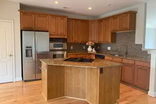 13457 Wood Lilly Ln, Centreville, VA 20120 - Photo 2