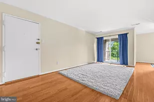 8318 Tobin Rd, Annandale, VA 22003 - Photo 4