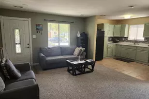 8423 Jinetes Ct, Alexandria, VA 22309 - Photo 2