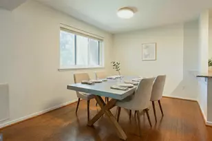 1643 Parkcrest Cir, Reston, VA 20190 - Photo 10