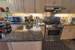 6801 Old Chesterbrook Rd, McLean, VA 22101 - Photo 20
