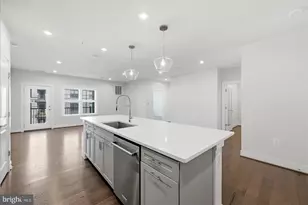 2324 Wind Charm St, Herndon, VA 20171 - Photo 6