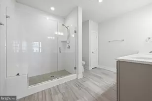 2324 Wind Charm St, Herndon, VA 20171 - Photo 10