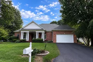 10799 Glen Mist Ln, Fairfax, VA 22030 - Photo 1