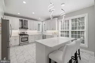 3945 Highland Oaks Dr, Fairfax, VA 22033 - Photo 10
