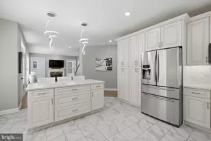 3945 Highland Oaks Dr, Fairfax, VA 22033 - Photo 14